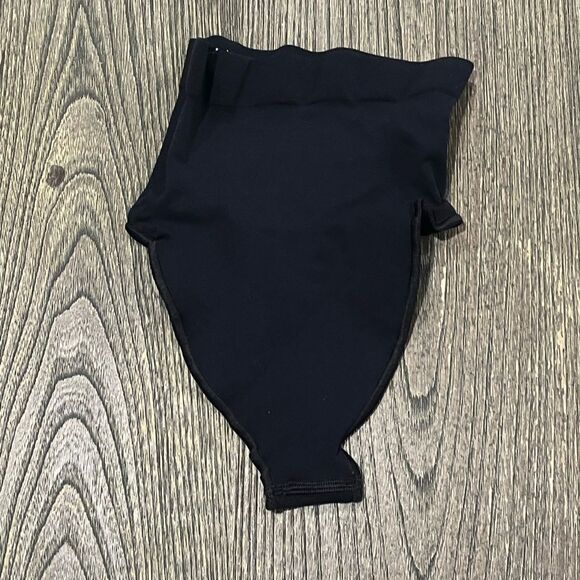 NWOT Skims Seamless Sculpt High Waist Thong Brief Shapewear Fitted Onyx Size XXS - Picture 1 of 3